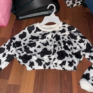 Cow print cropped hoodie